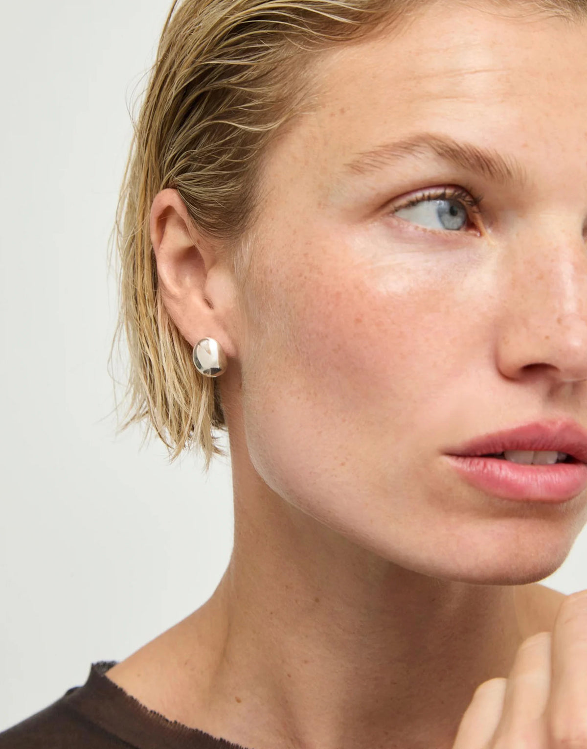 Nexis Earring
