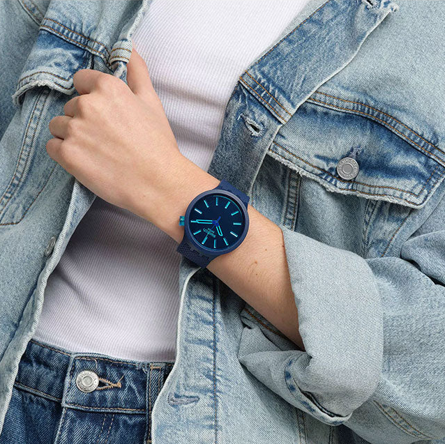 INDIGO GLOW | Swatch | Luby