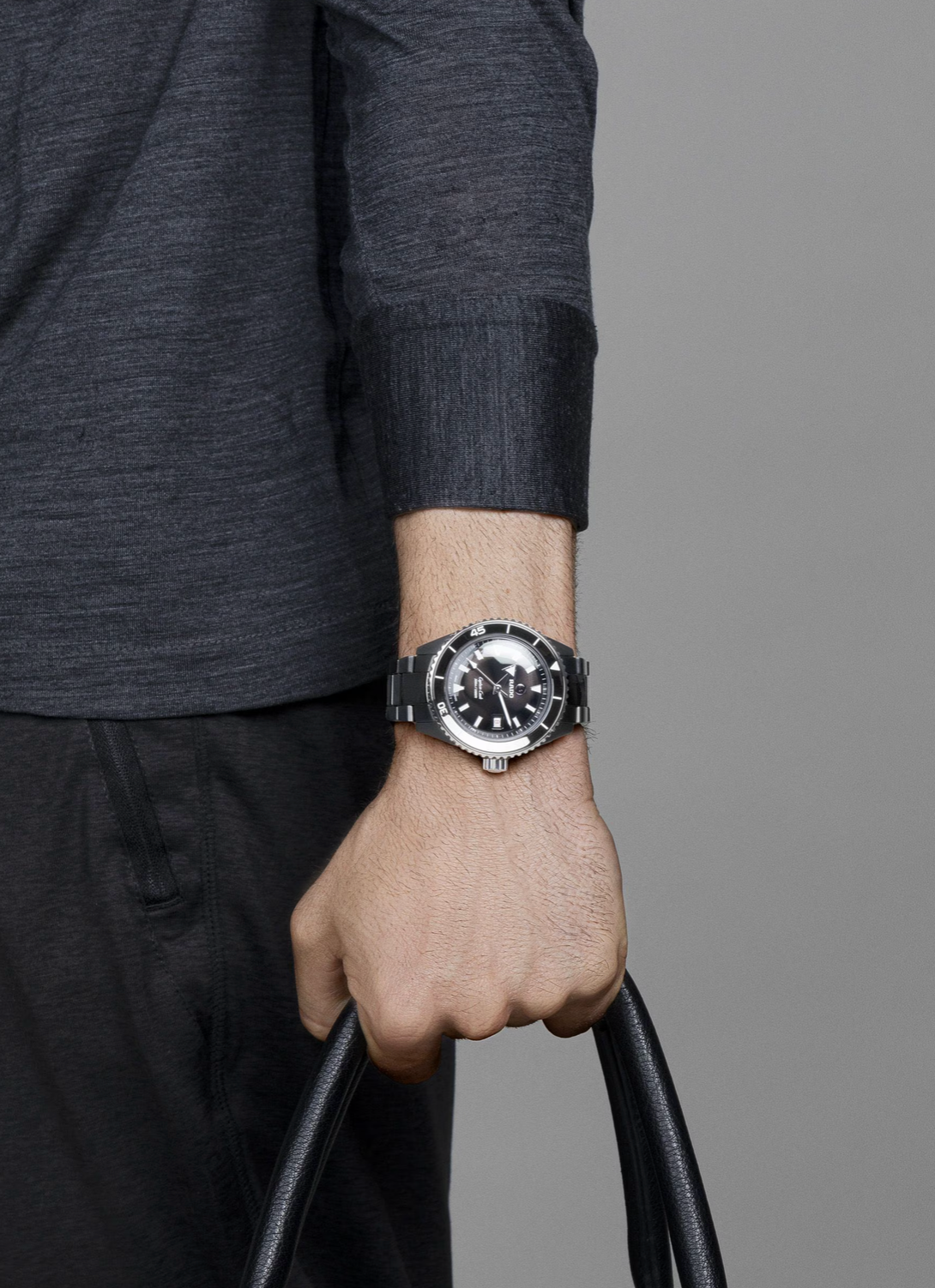 Captain Cook High-Tech Ceramic Diver Black | Rado | Luby