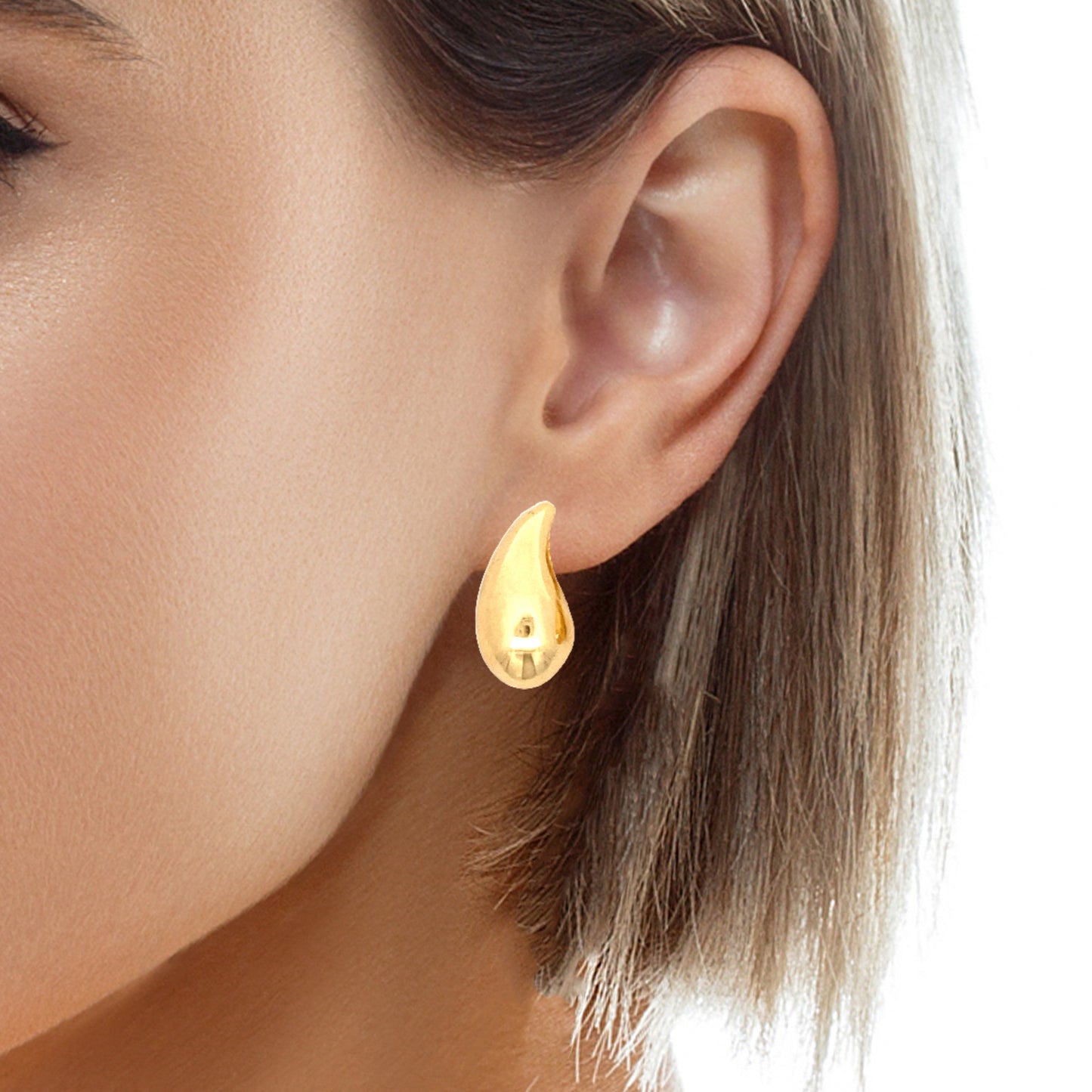 14K Gold Small Chic Droplet Earring | Luby Gold Collection | Luby
