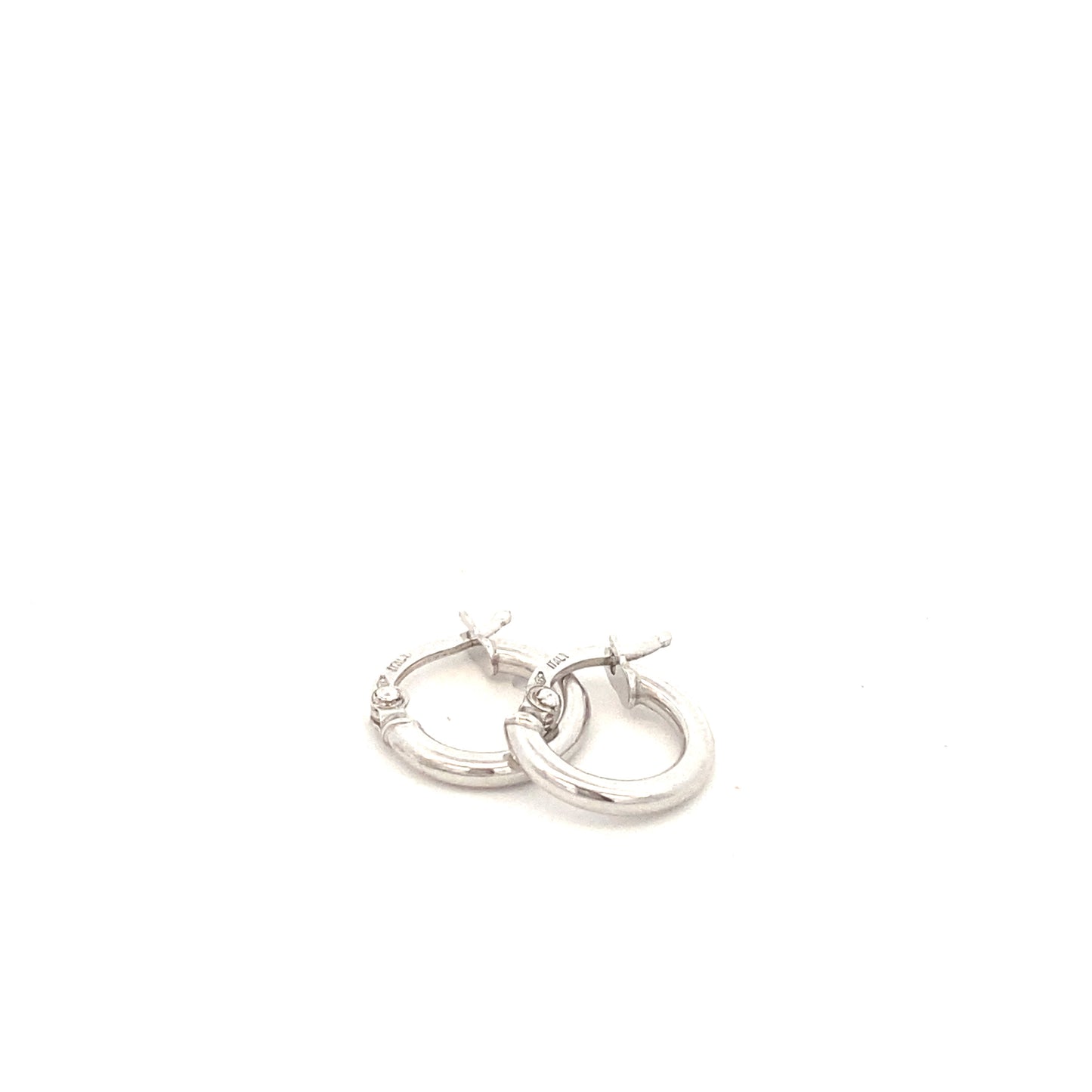 14K White Gold Small Hoops Earrings | Luby Gold Collection | Luby