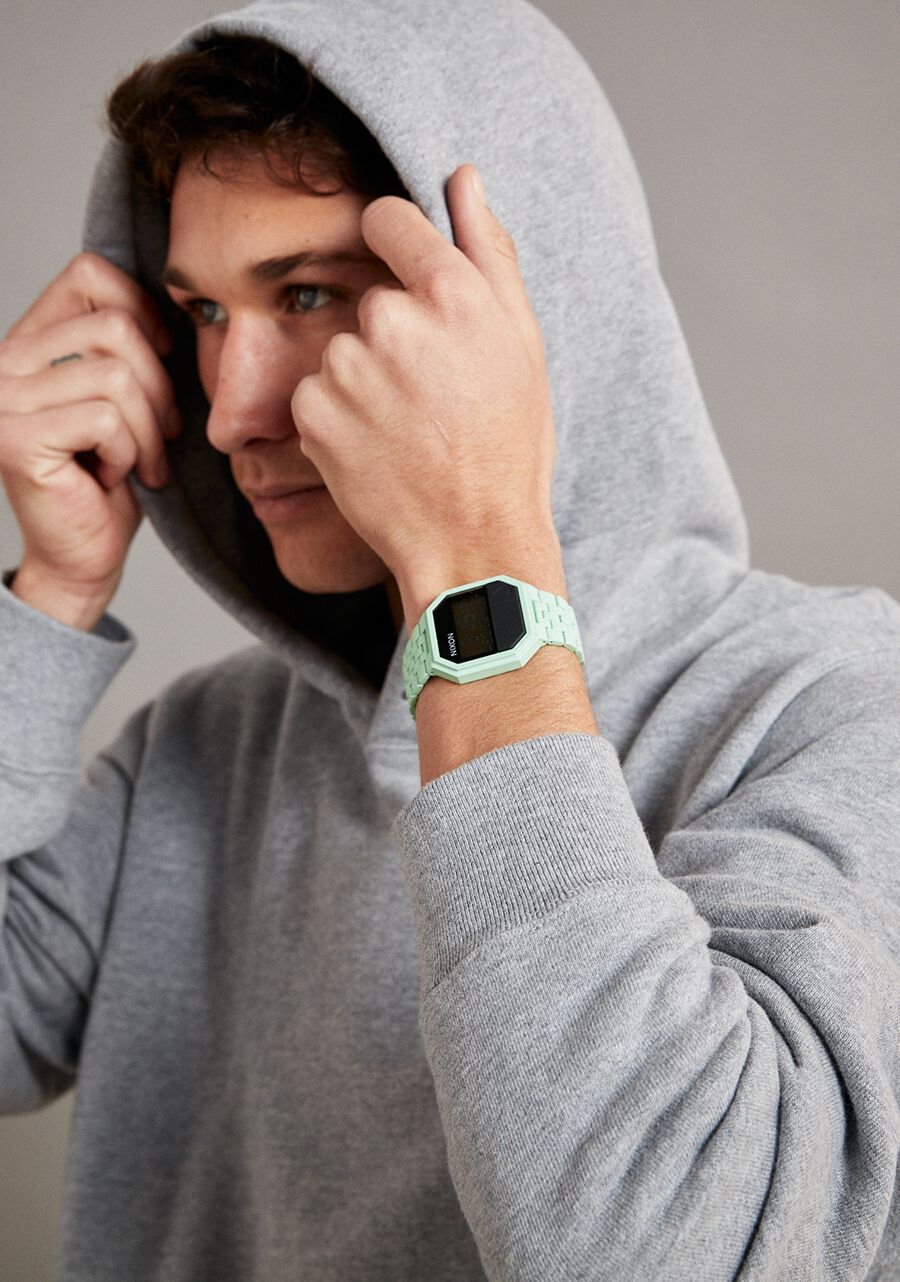 RE-RUN MINT | Nixon | Luby