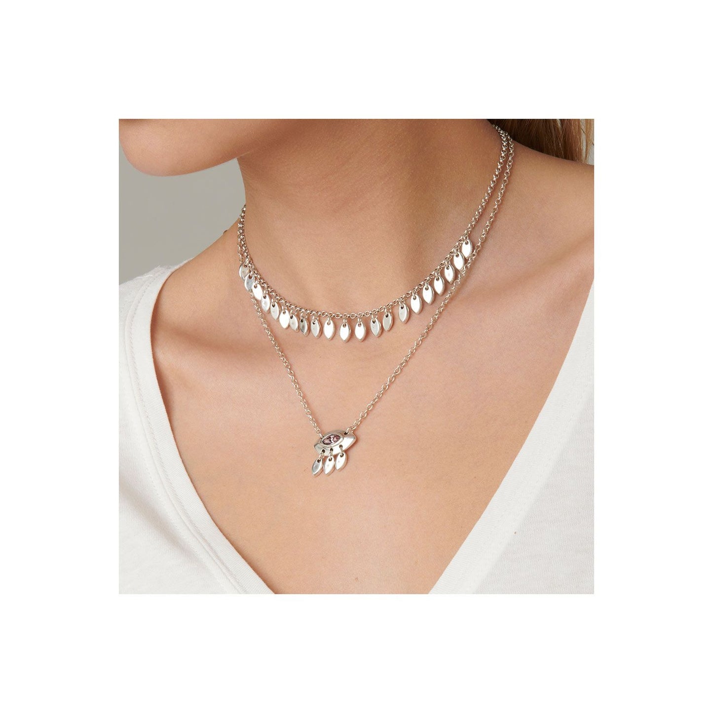 BAJO PROTECCIÓN | Uno de 50 | Luby