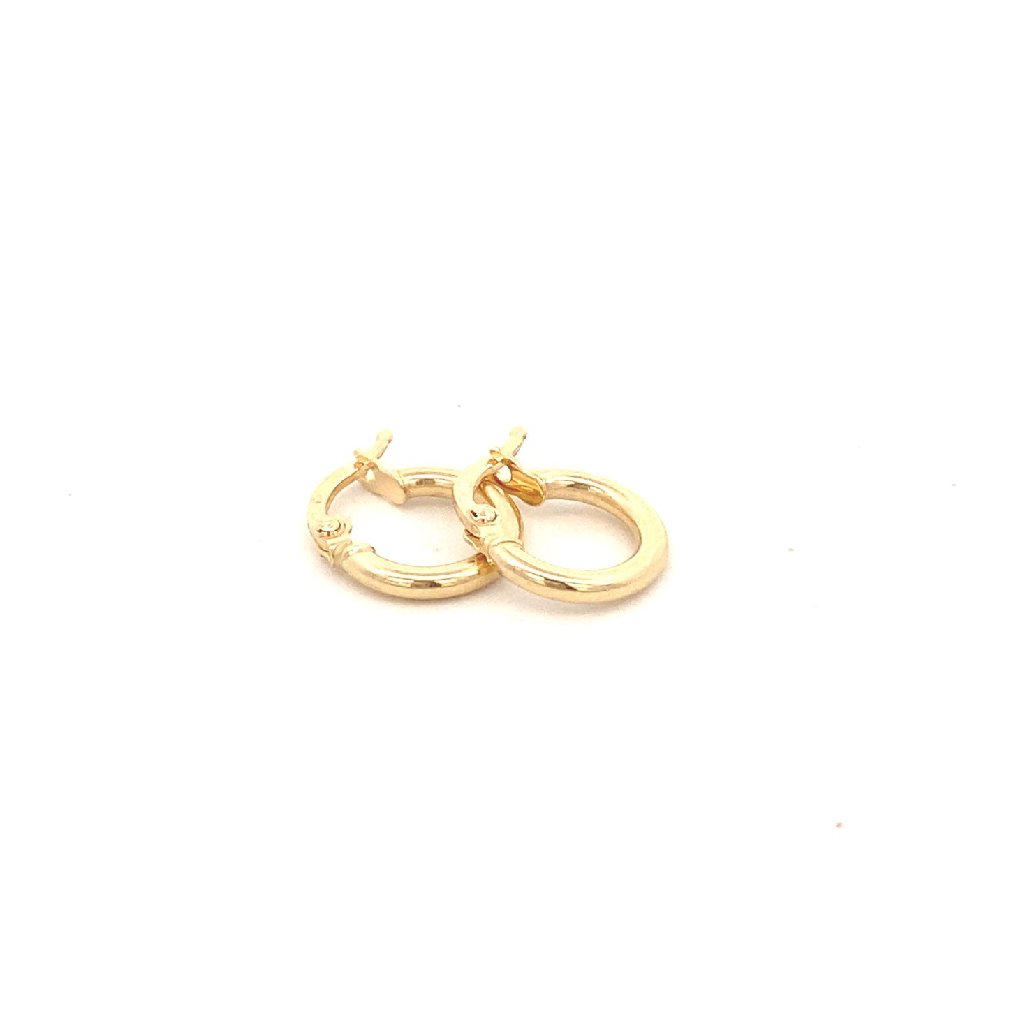 14K Gold Small Hoops Earrings | Luby Gold Collection | Luby