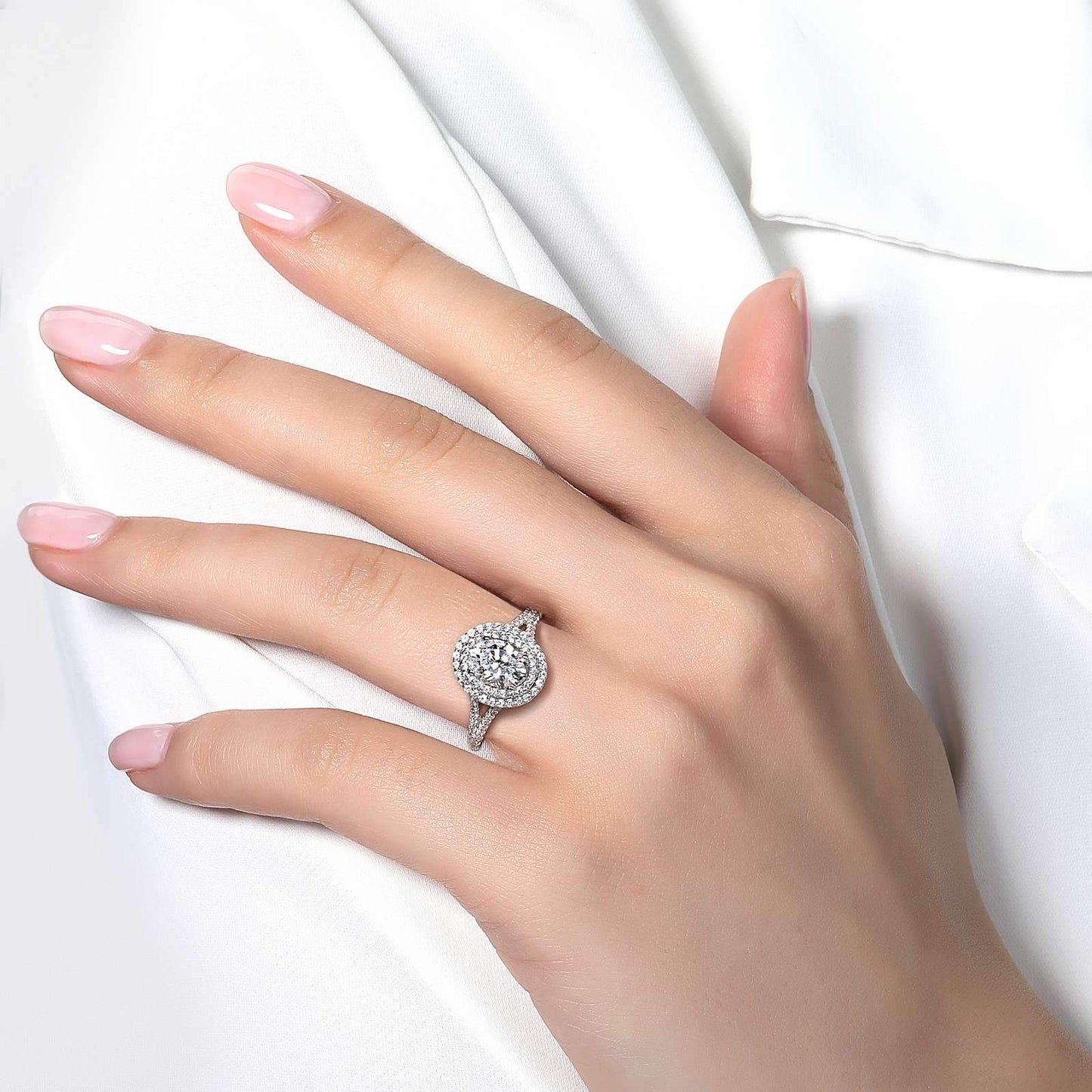 Oval Double-Halo Engagement Ring | LAFONN | Luby