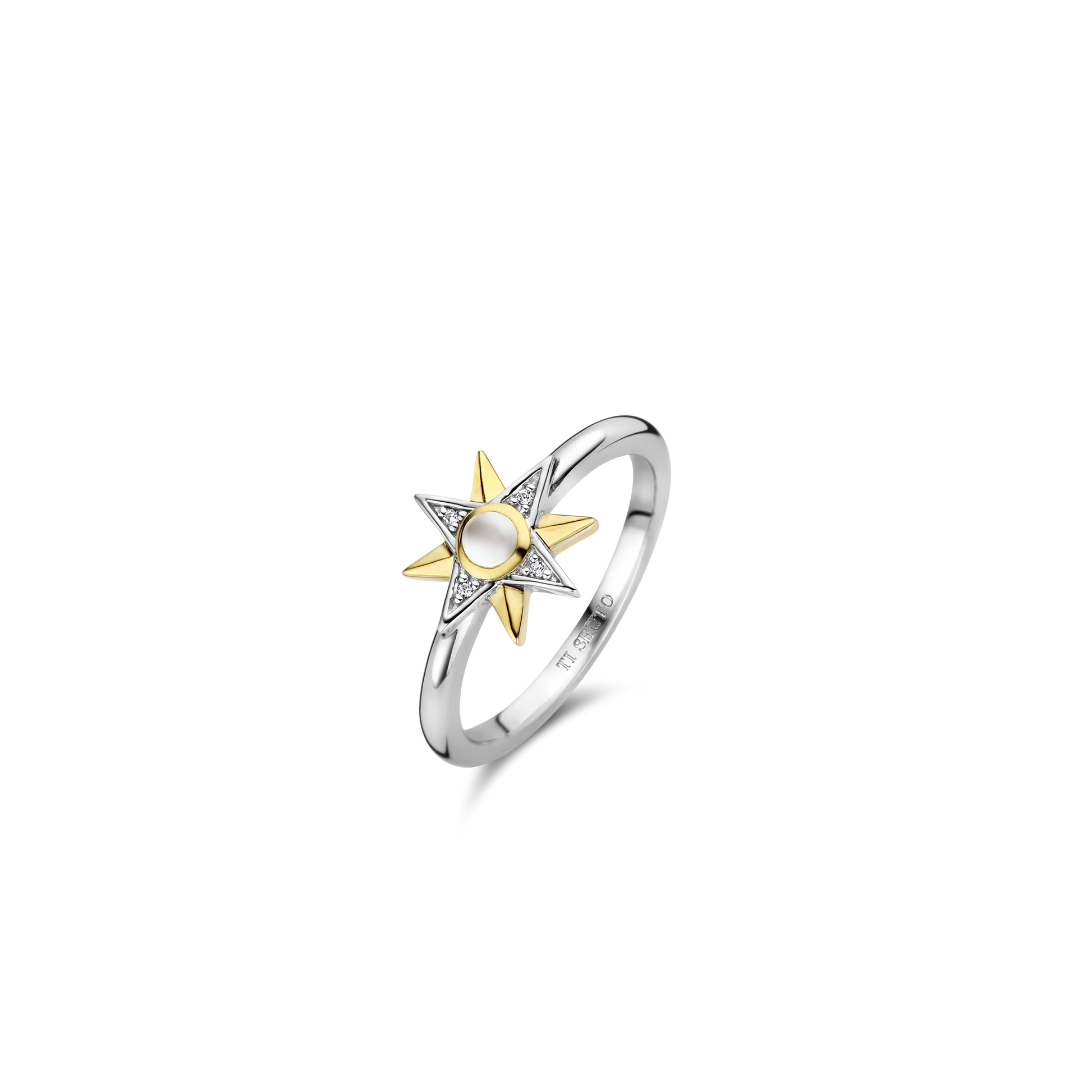 Showcases a Mesmerising Star Ring | Ti Sento Milano | Luby 