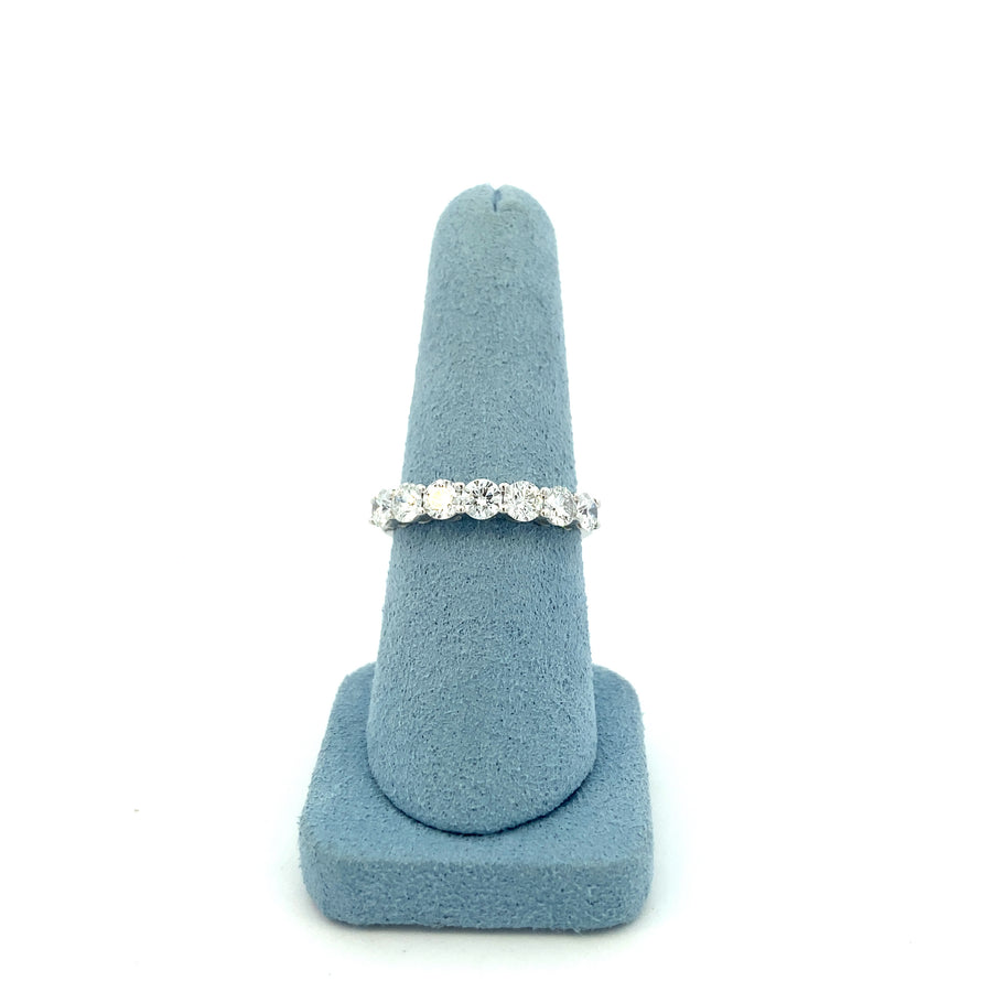Smiling Rocks Lab Grown Diamond Seven-Stone Band (1.25ct)