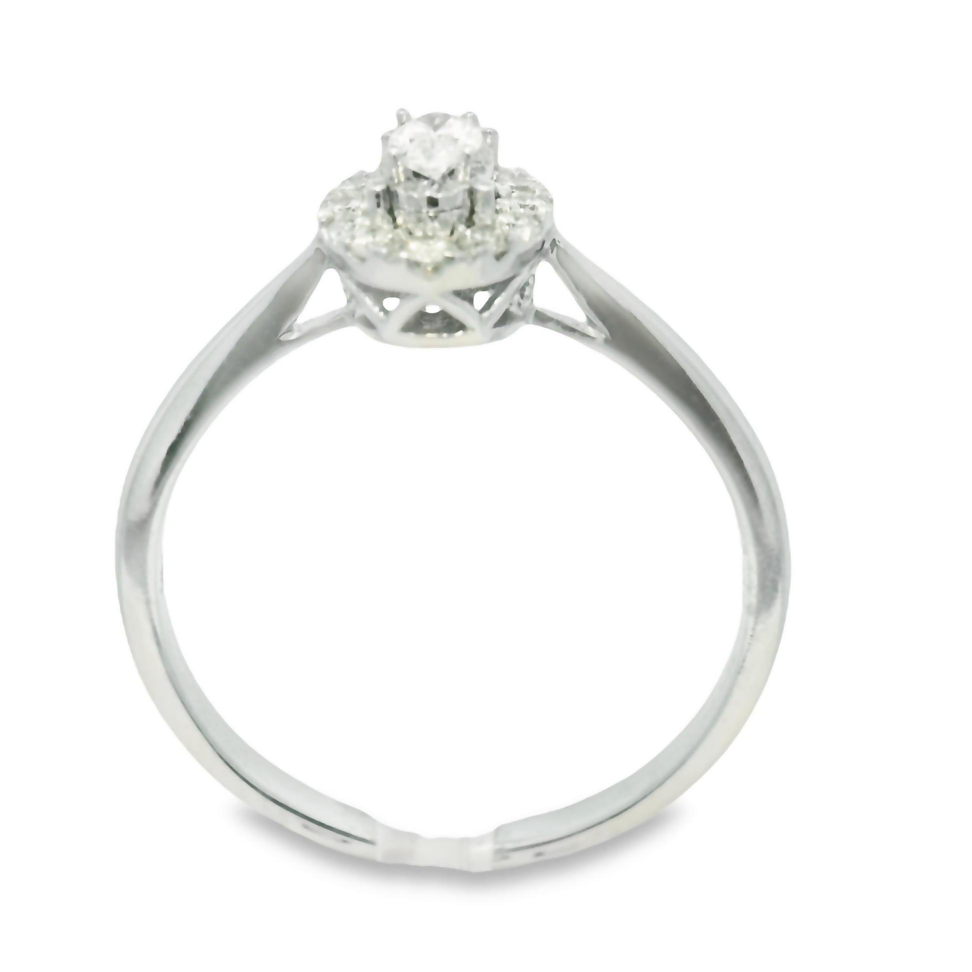 Oval Halo White Gold Engagement Ring | Luby Diamond Collection | Luby 
