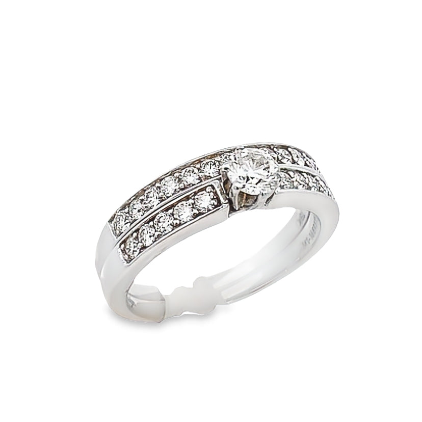 Juego de alianzas de oro blanco de 18 quilates con diamantes talla cupido de 0,75 quilates