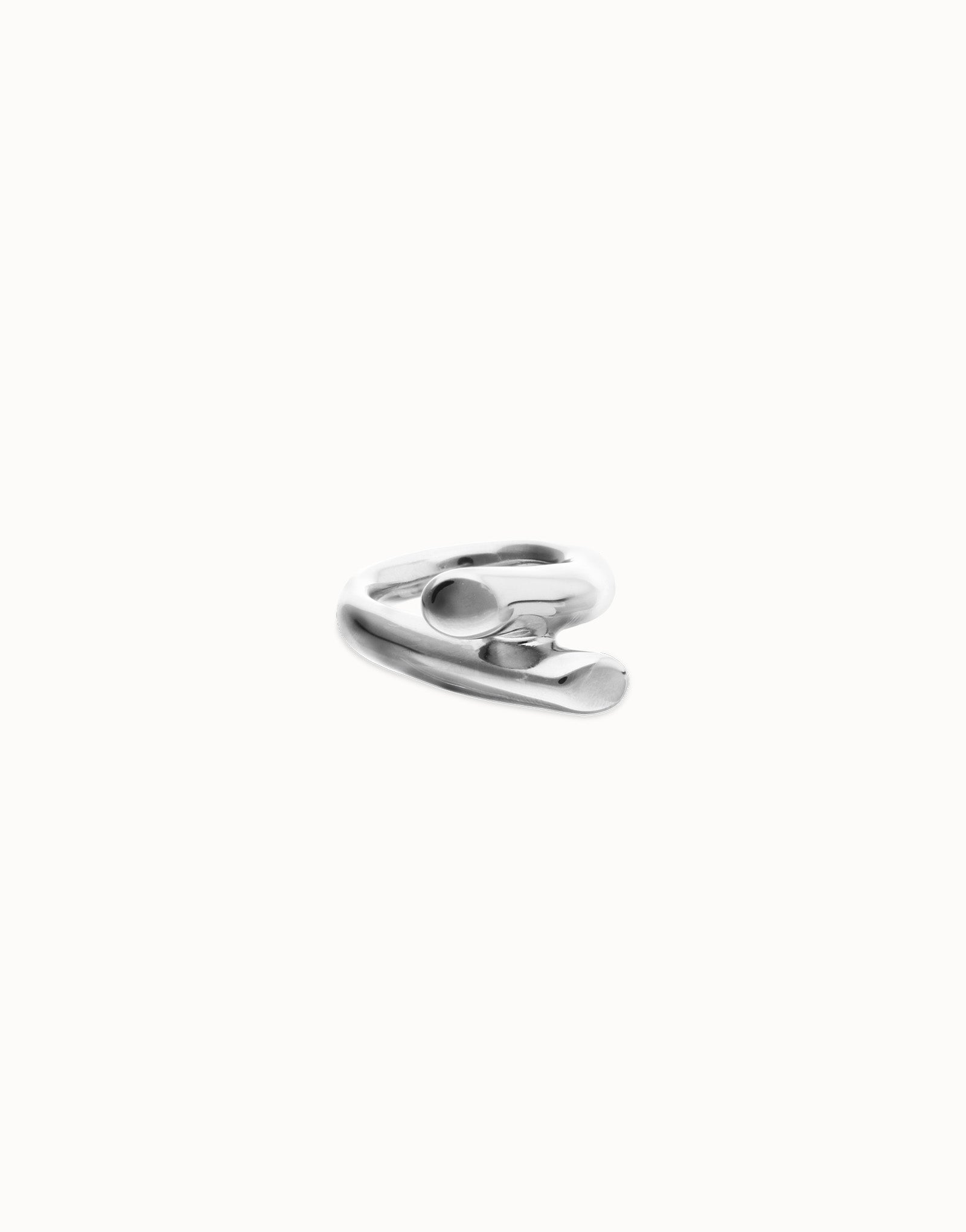 Ring with two intertwined organic forms | Uno de 50 | Luby 