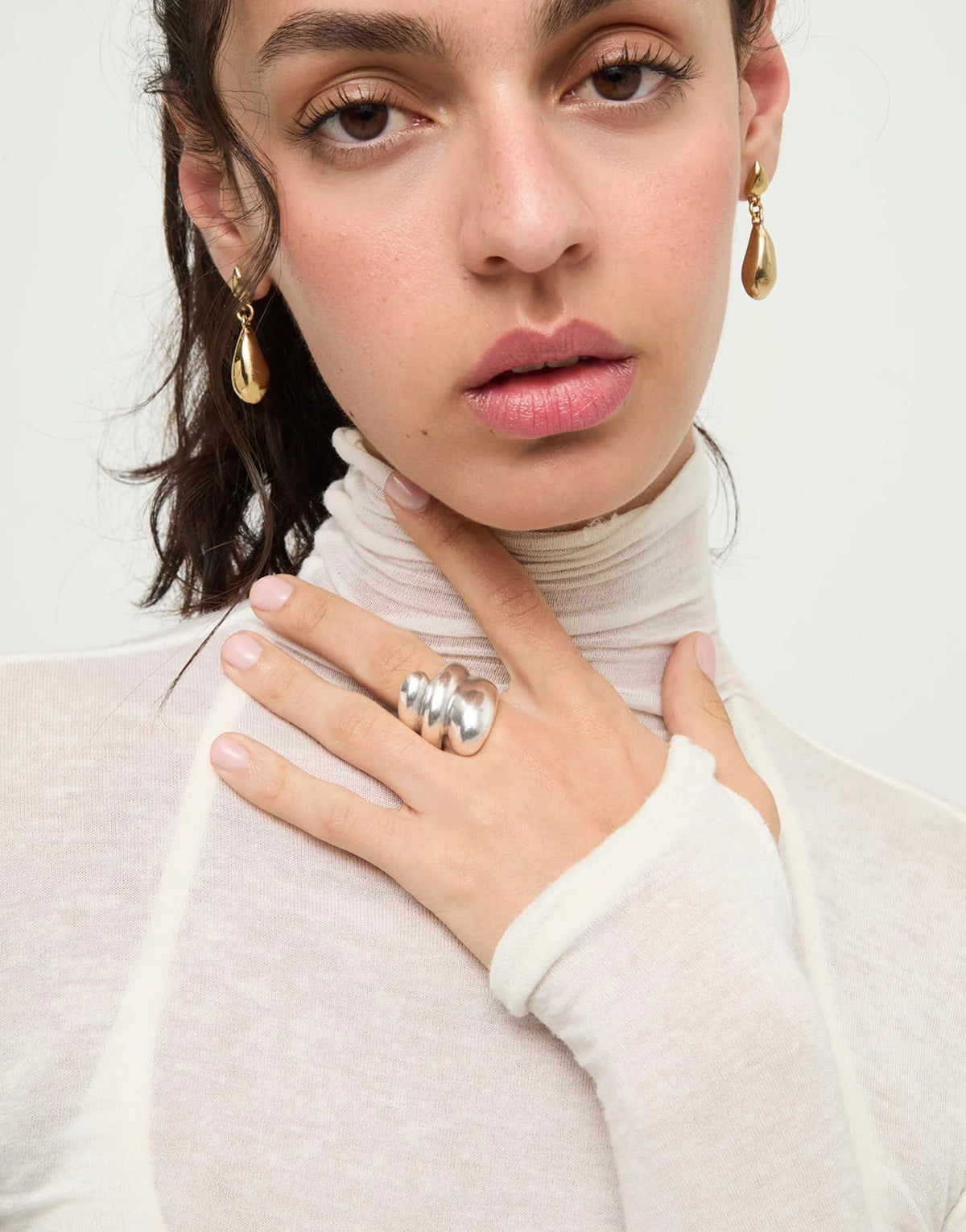 Essentia Ring