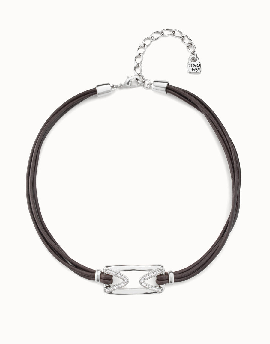 The one topaz Leather Necklace
