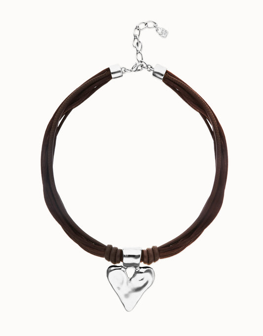 Brown leather and silk thread necklace with heart detail | Uno de 50 | Luby 