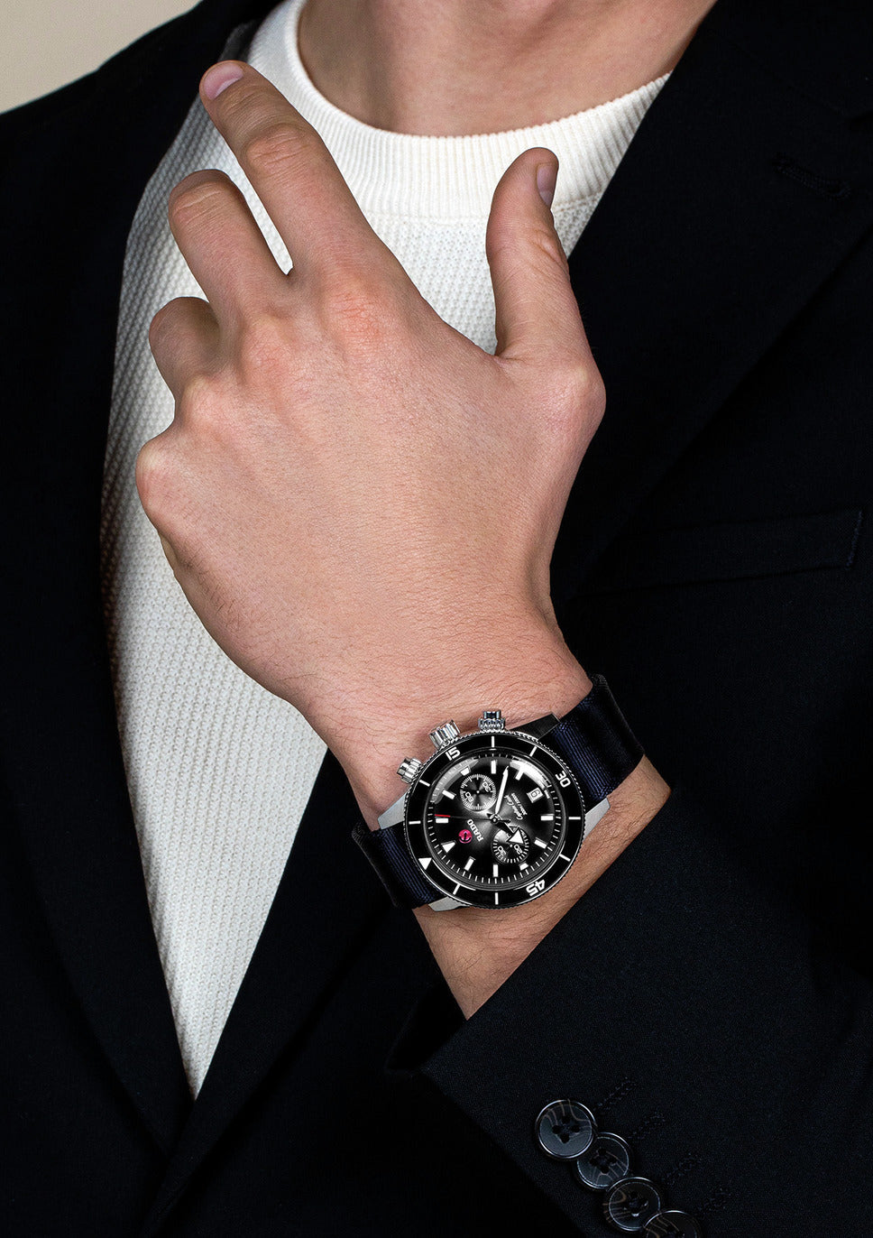 Captain Cook Automatic Black Chronograph | Rado | Luby 