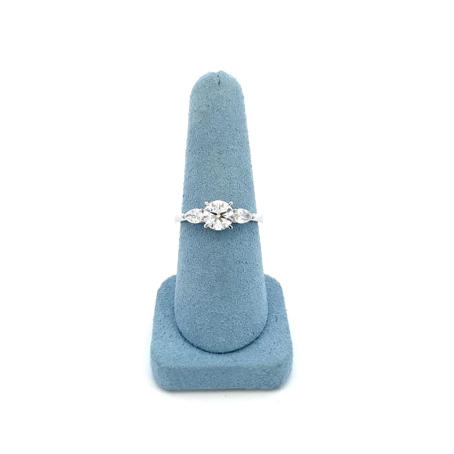 Smiling Rocks Lab Grown Diamond 3 Stone Ring (1.40ct)
