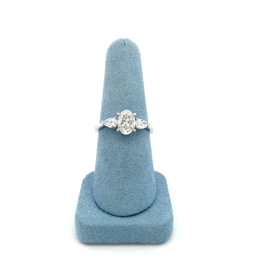 Smiling Rocks Lab Grown Diamond 3 Stone Ring (1.50ct)