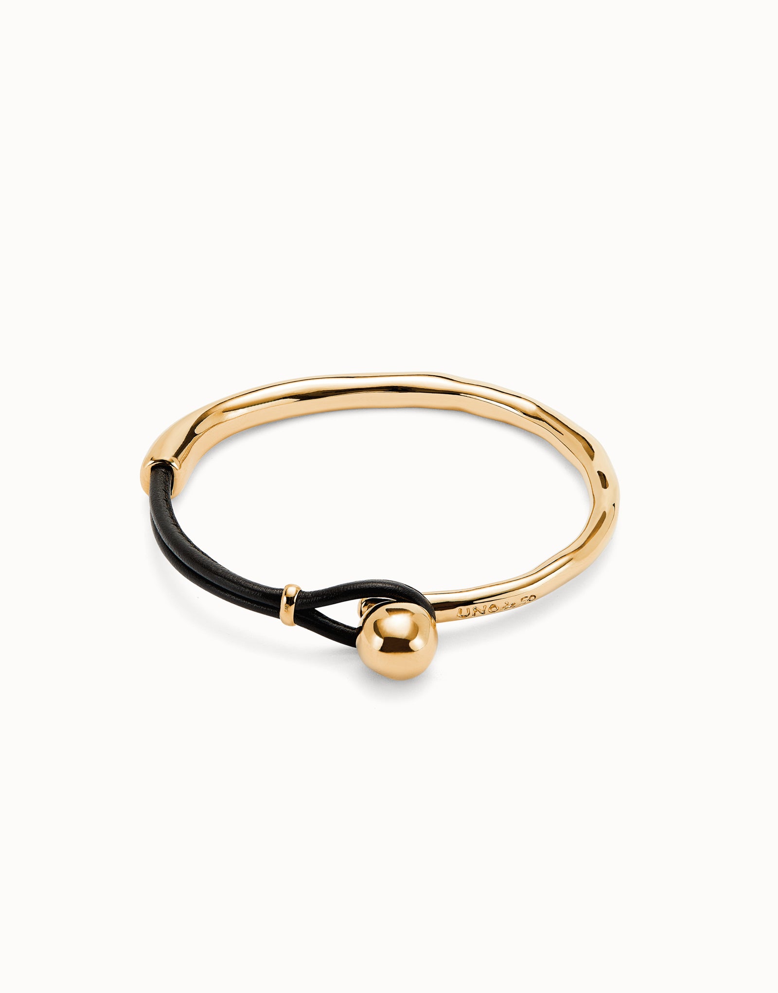 Semi-rigid 18k Gold-Plated Bracelet with Brown Leather | Uno de 50 | Luby 