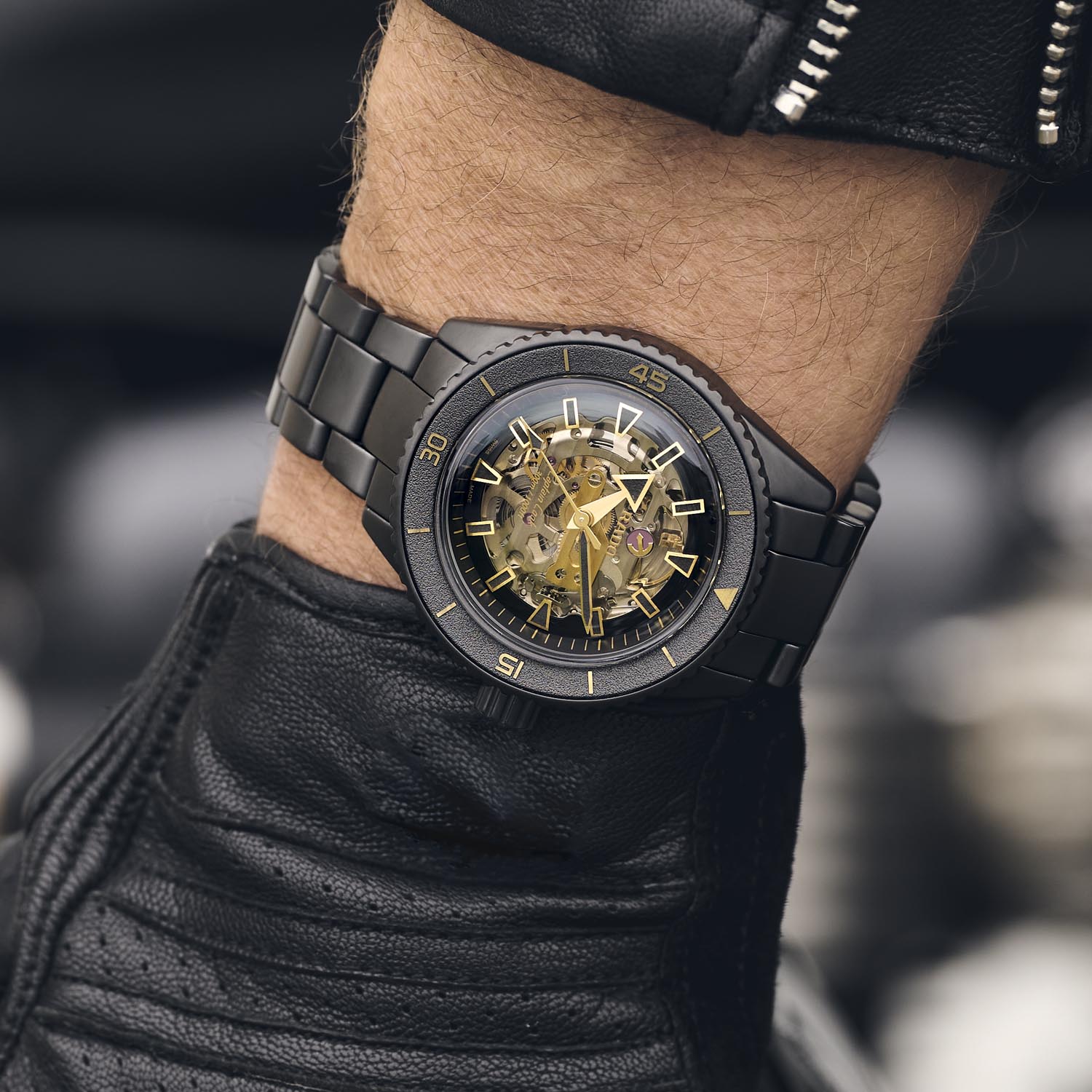 Captain Cook High-Tech Ceramic Limited Edition | Rado | Luby 