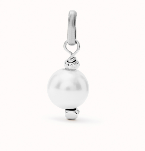 Charm plated in sterling silver with pearl