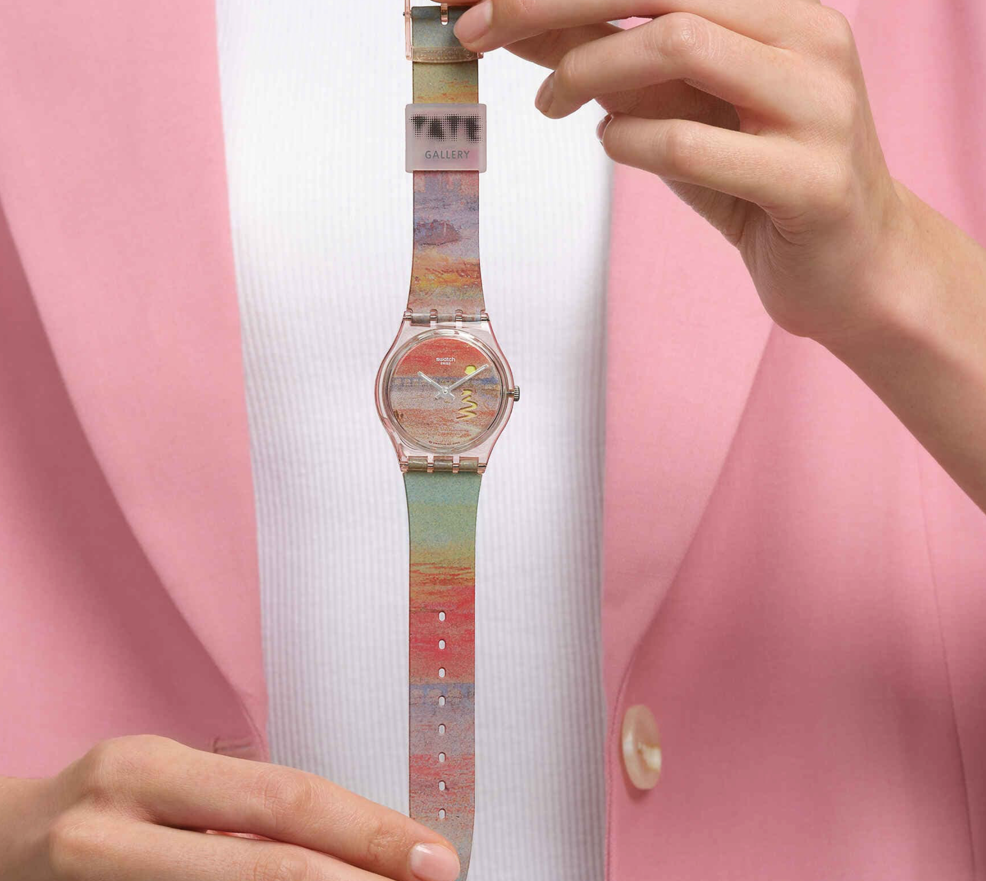 TURNER'S SCARLET SUNSET | Swatch | Luby 