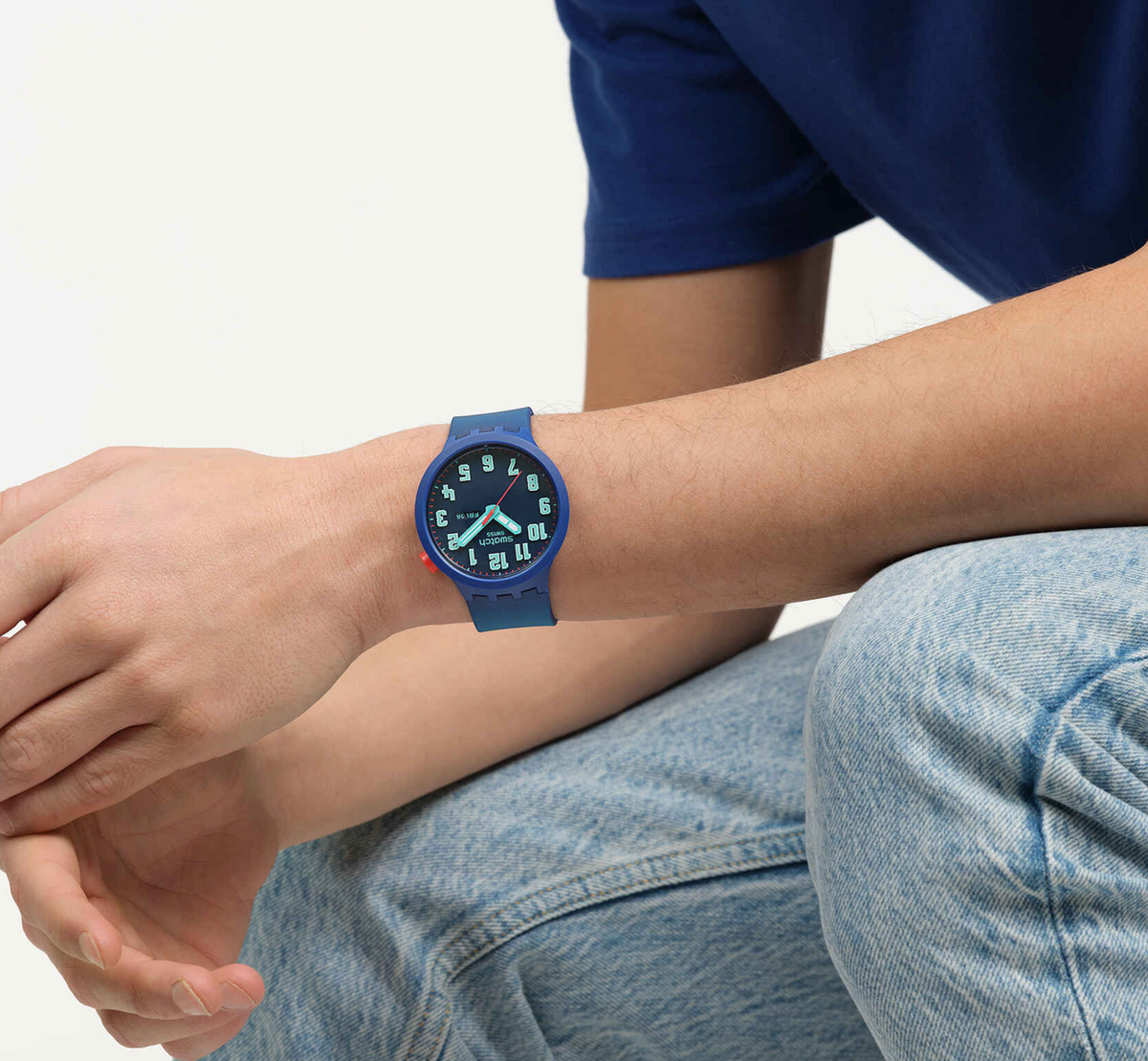 ESSENTIALLY BOLD | Swatch | Luby 