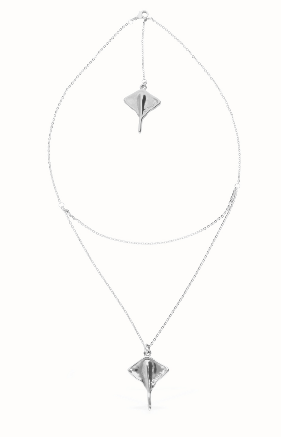 Collar doble de Mantarraya bañado en plata de ley