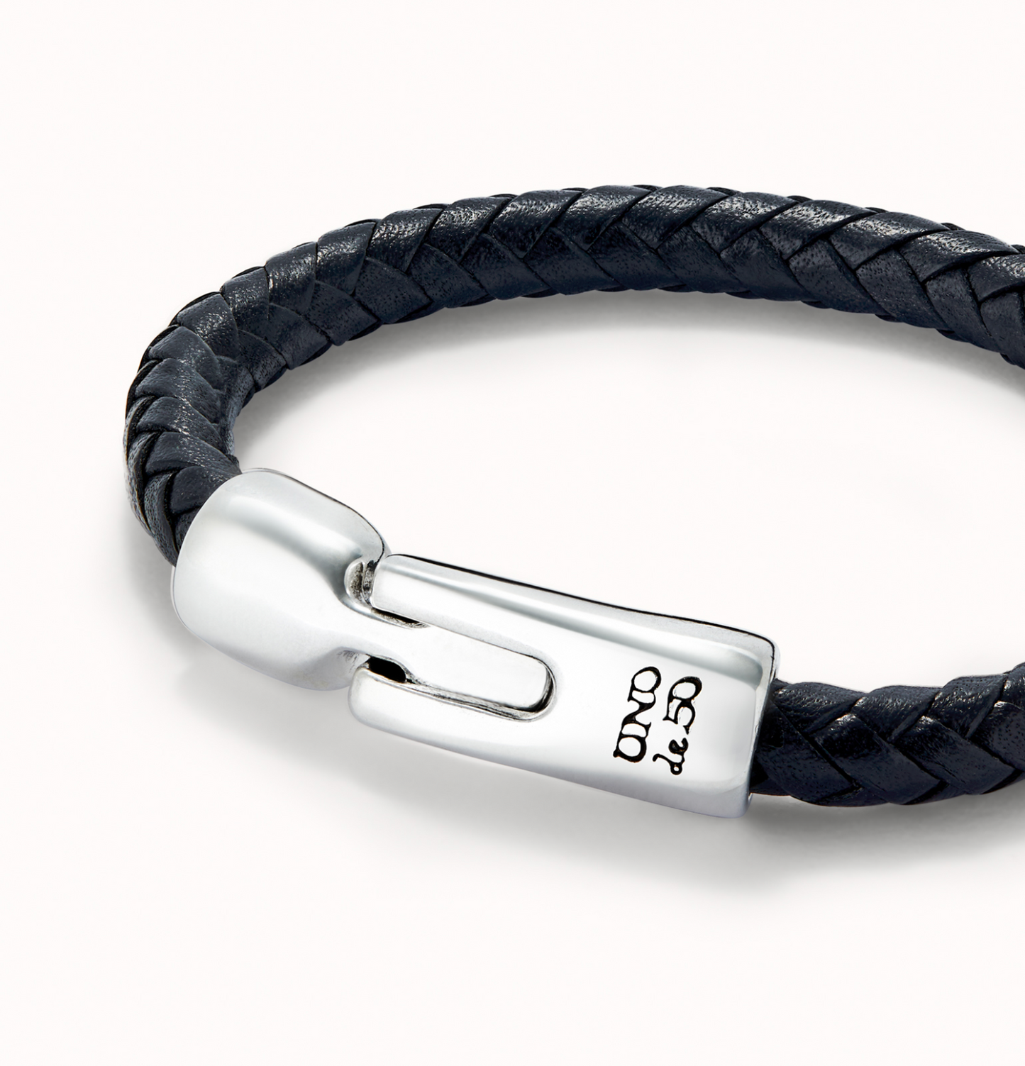 Multi strand leather black bracelet with 2 circles | Uno de 50 | Luby 