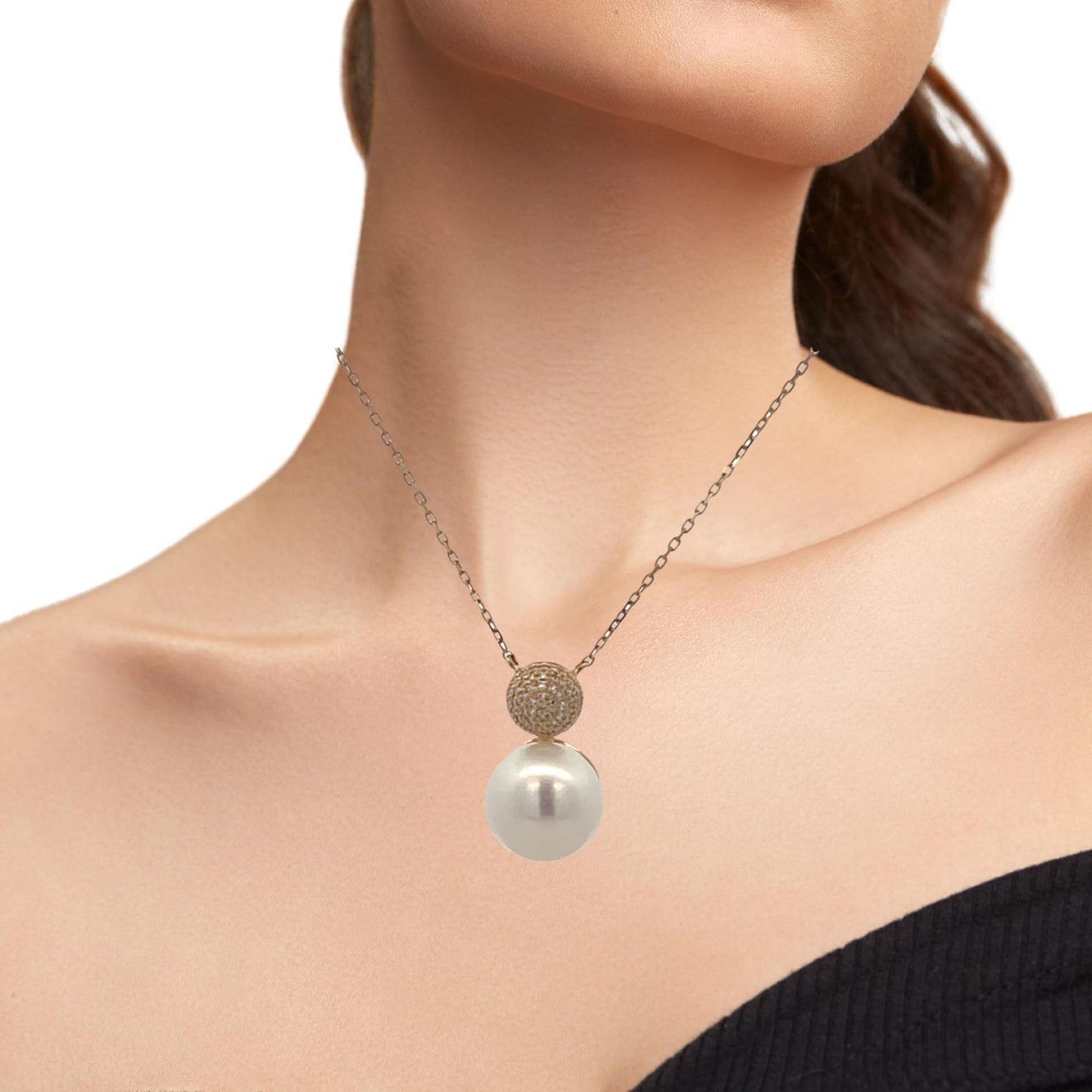14K Yellow Gold Saltwater Pearls Diamond Necklace | Luby Gold Collection | Luby 