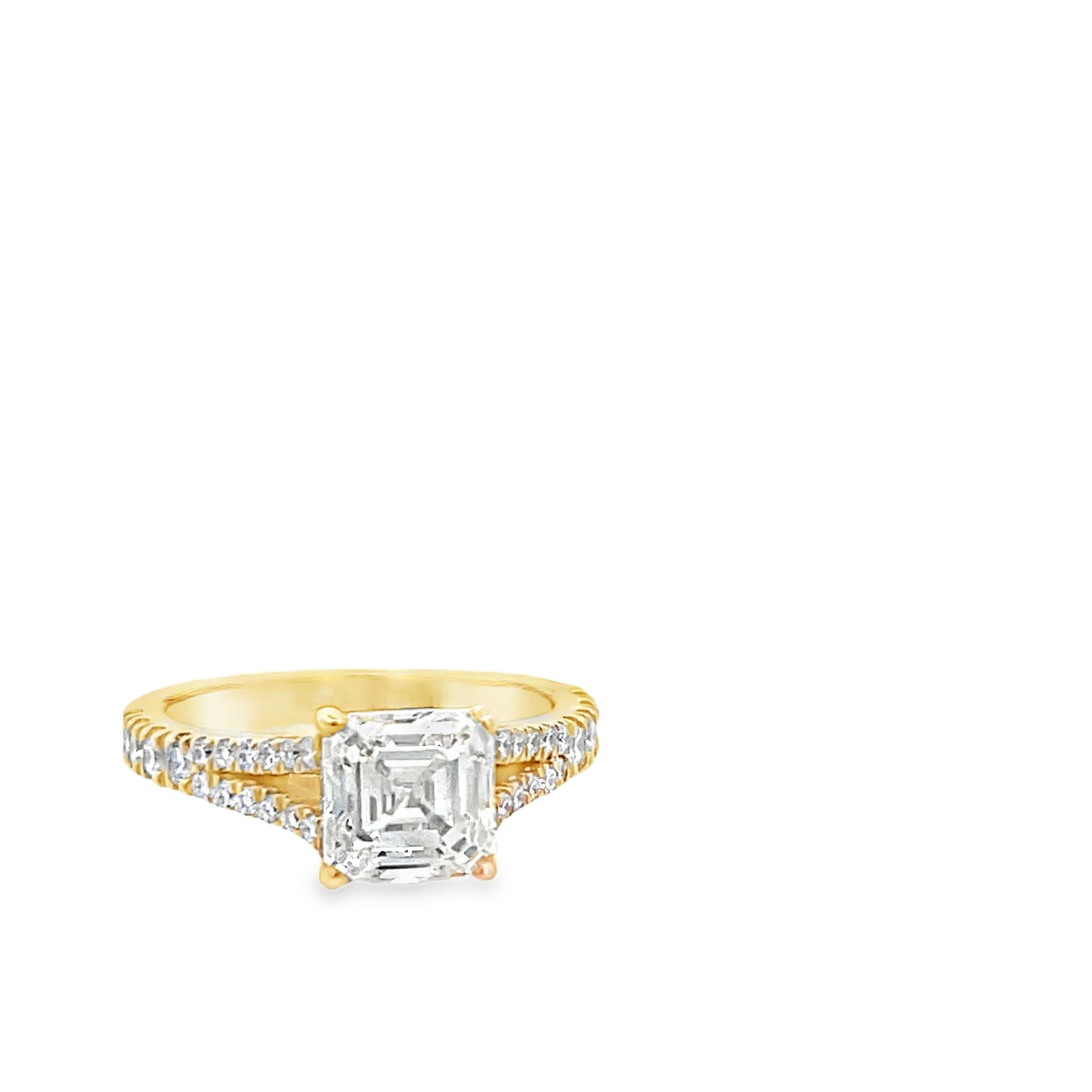 14K Yellow Gold Princess Radiant Cut Ring | Luby Gold Collection | Luby 