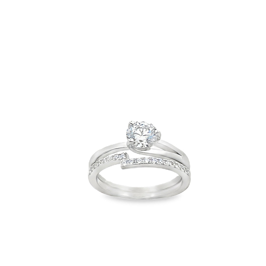 Suspiria Round Cut Wedding Ring