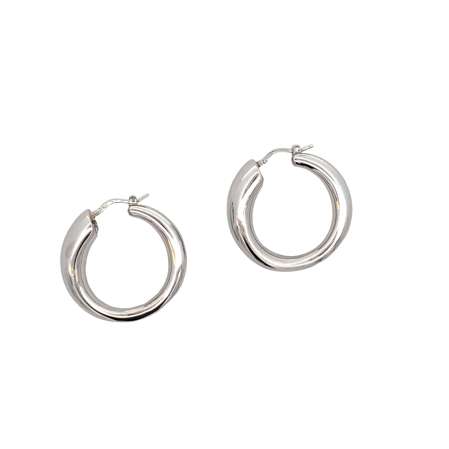 Marcello Pane: Sleek Silver Earring Hoop