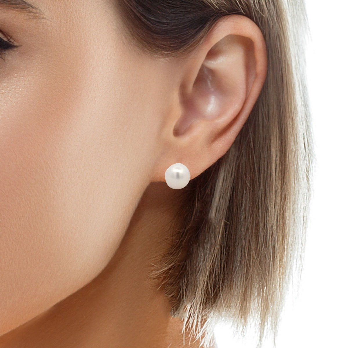 14K Gold Pearl 7mm Stud Earrings | Luby Gold Collection | Luby 