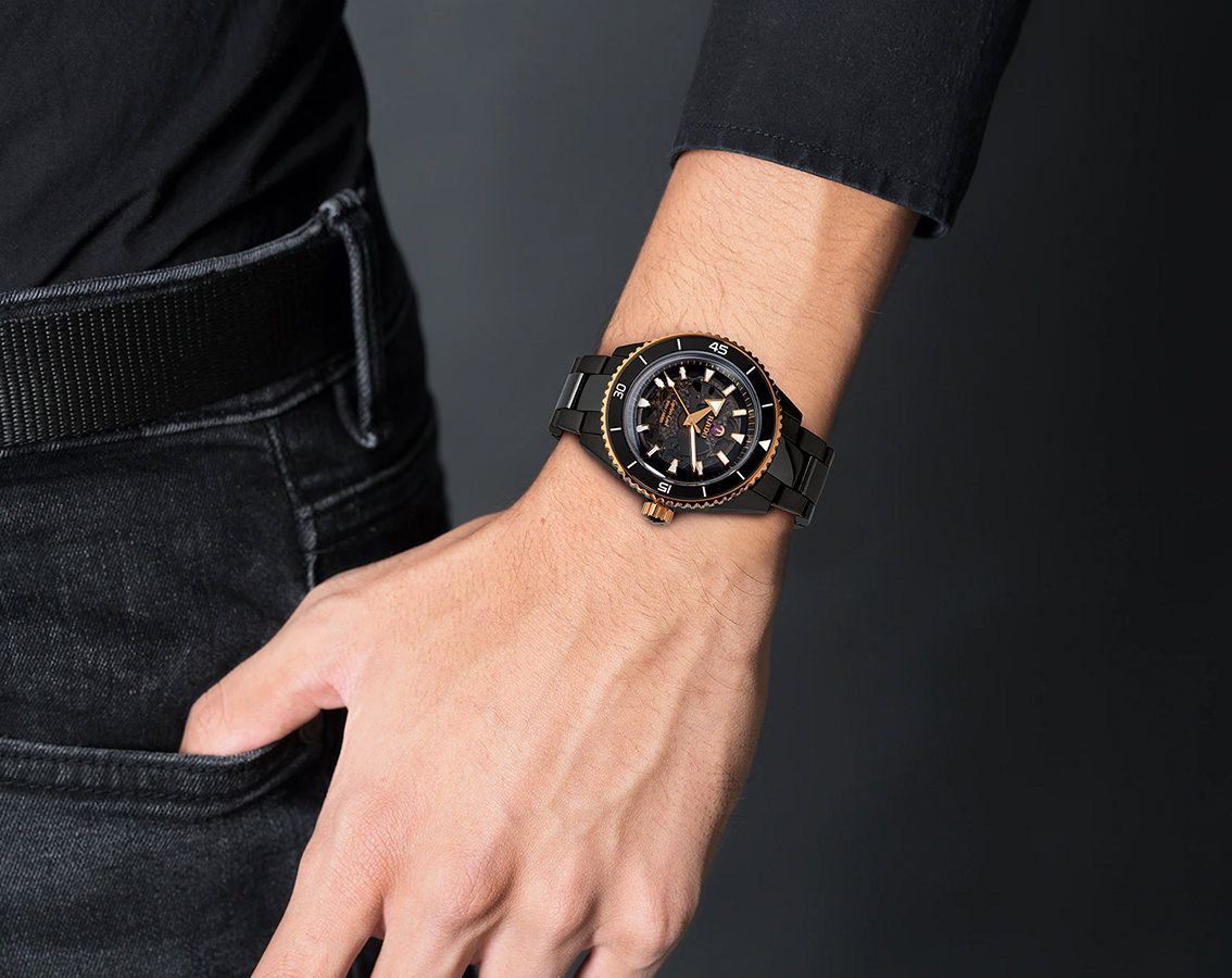 Captain Cook High-Tech Ceramic | Rado | Luby 