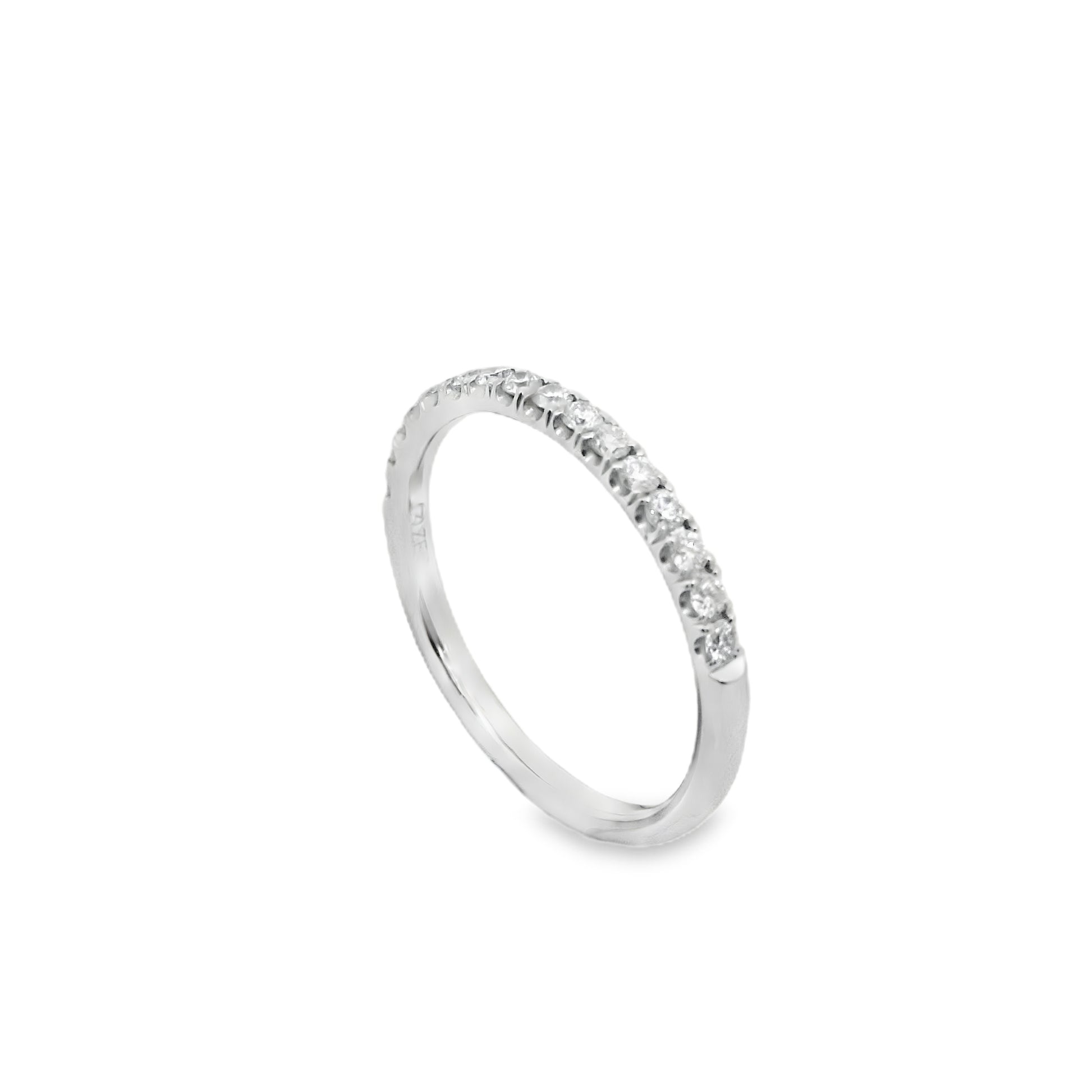 Zeghani White Gold Scallop Setting Wedding Band | Zeghani | Luby 