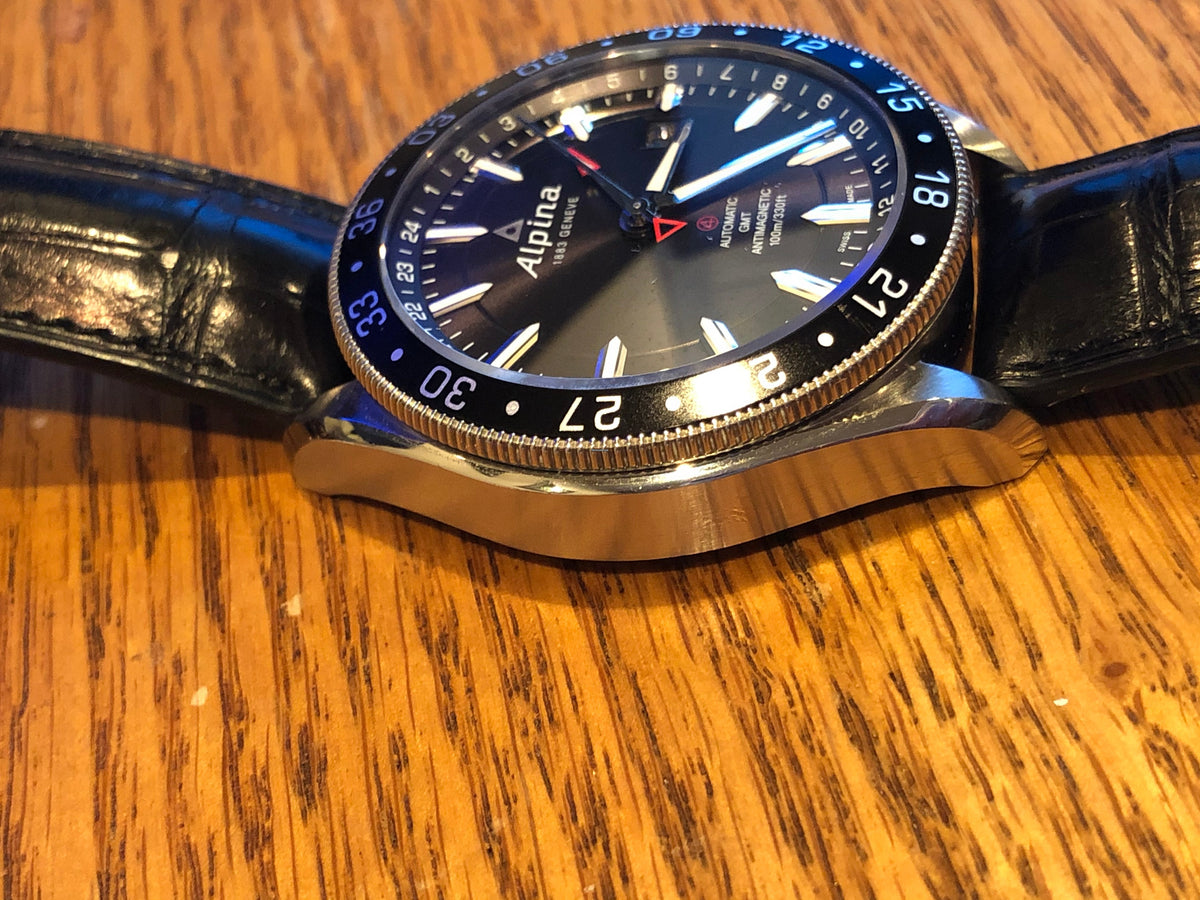Alpiner 4 Automatic GMT (Black) | Alpina | Luby 