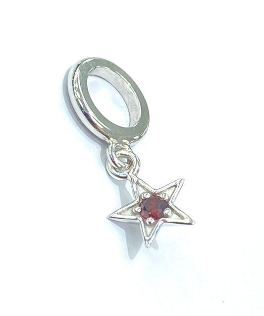 Garnet Shiny Star Charm (Silver/Red) | Endless Jewelry | Luby 