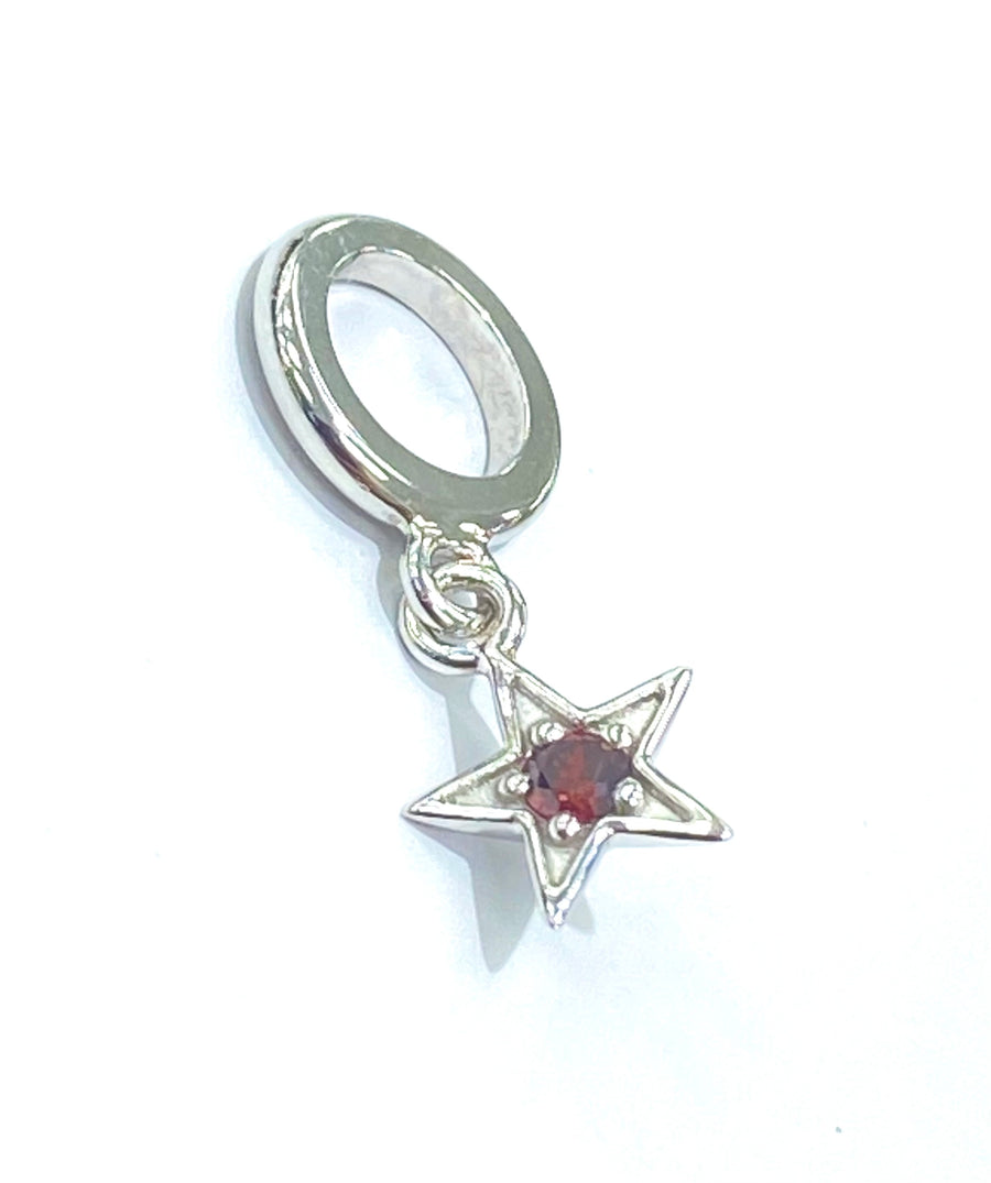 Charm Granate Estrella Brillante (Plata/Rojo)