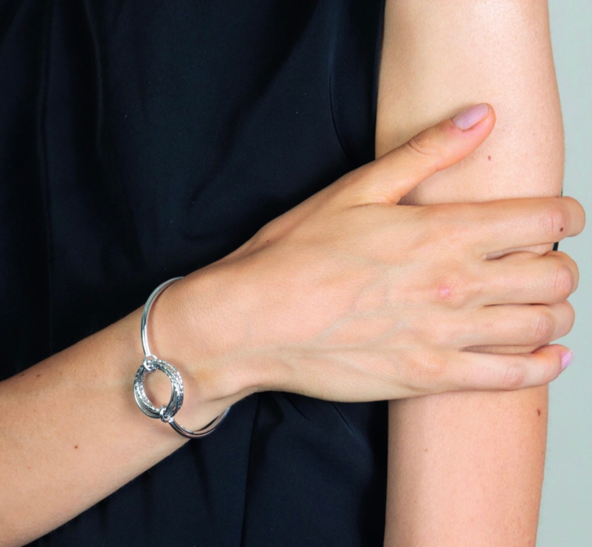 BRIGHT MINDS BRACELET | PNG68 Designed by Franco Pianegonda | Luby 