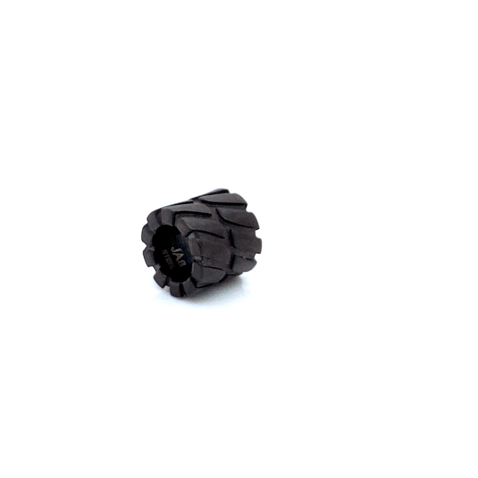 Black Tire-Pattern Matte Steel Link | Kermar | Luby 