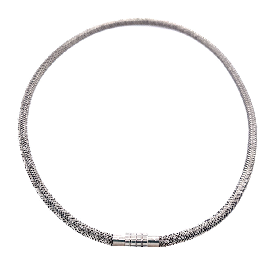 Collar de acero (plata)
