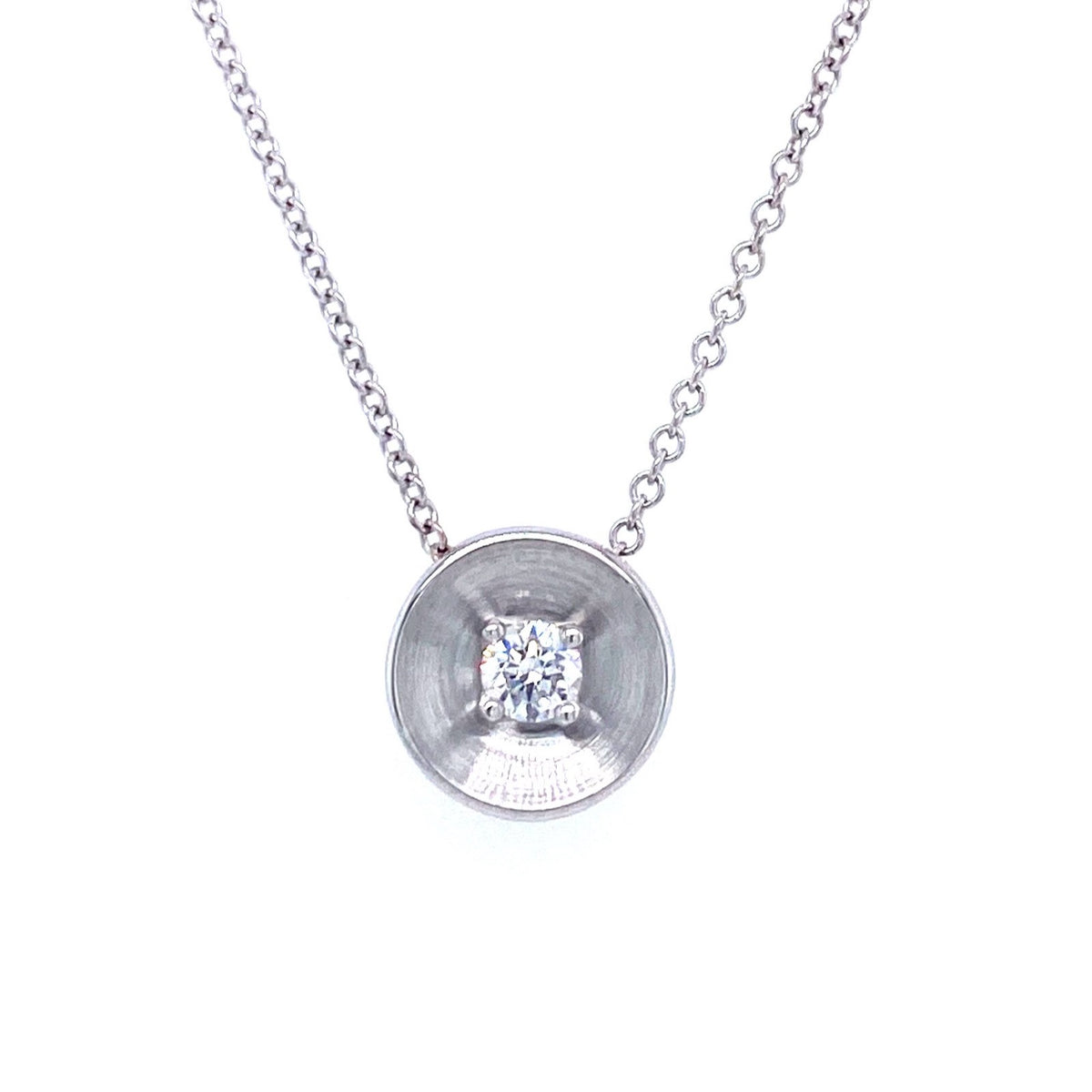 WHITE GOLD ROUND NECKLACE | Simon G | Luby 