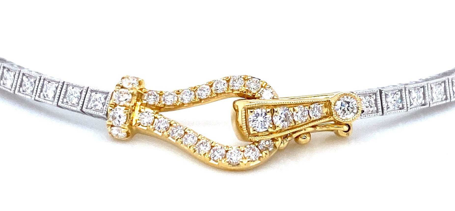 YELLOW & WHITE GOLD BUCKLE BRACELET | Simon G | Luby 