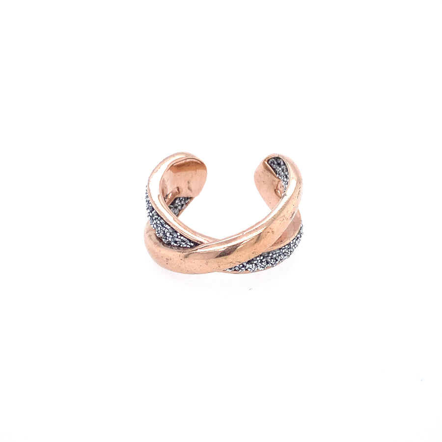 Anillo abierto de oro rosa con malla plateada