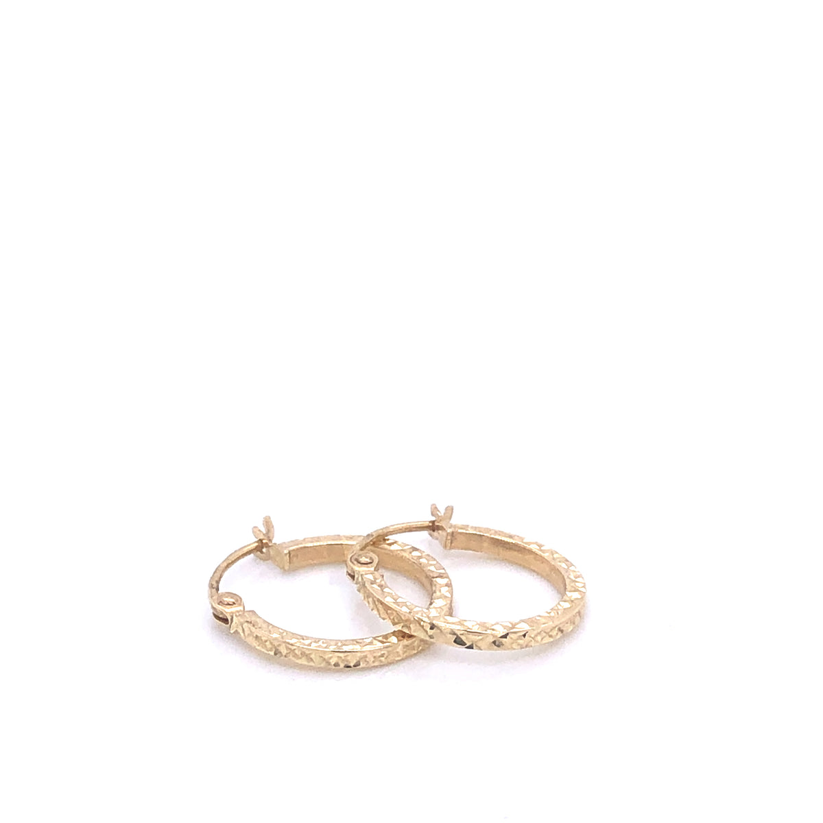 Thin Diamond Cut 14k Gold Huggies | Luby Gold Collection | Luby 