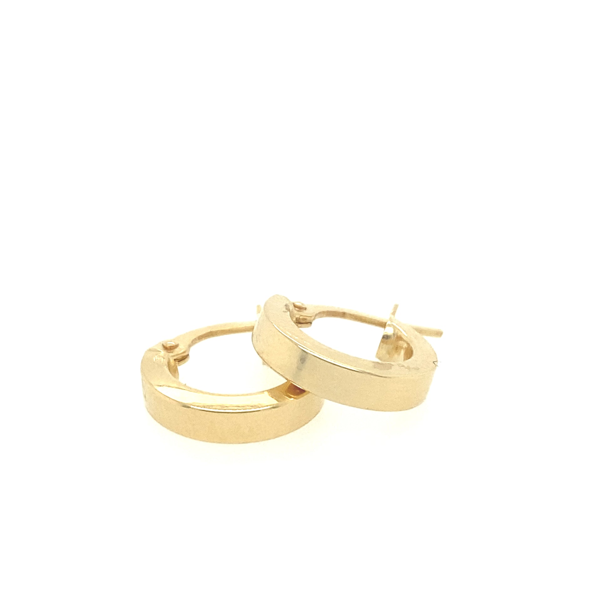 14K Gold Plain Earring Hoop | Luby Gold Collection | Luby 