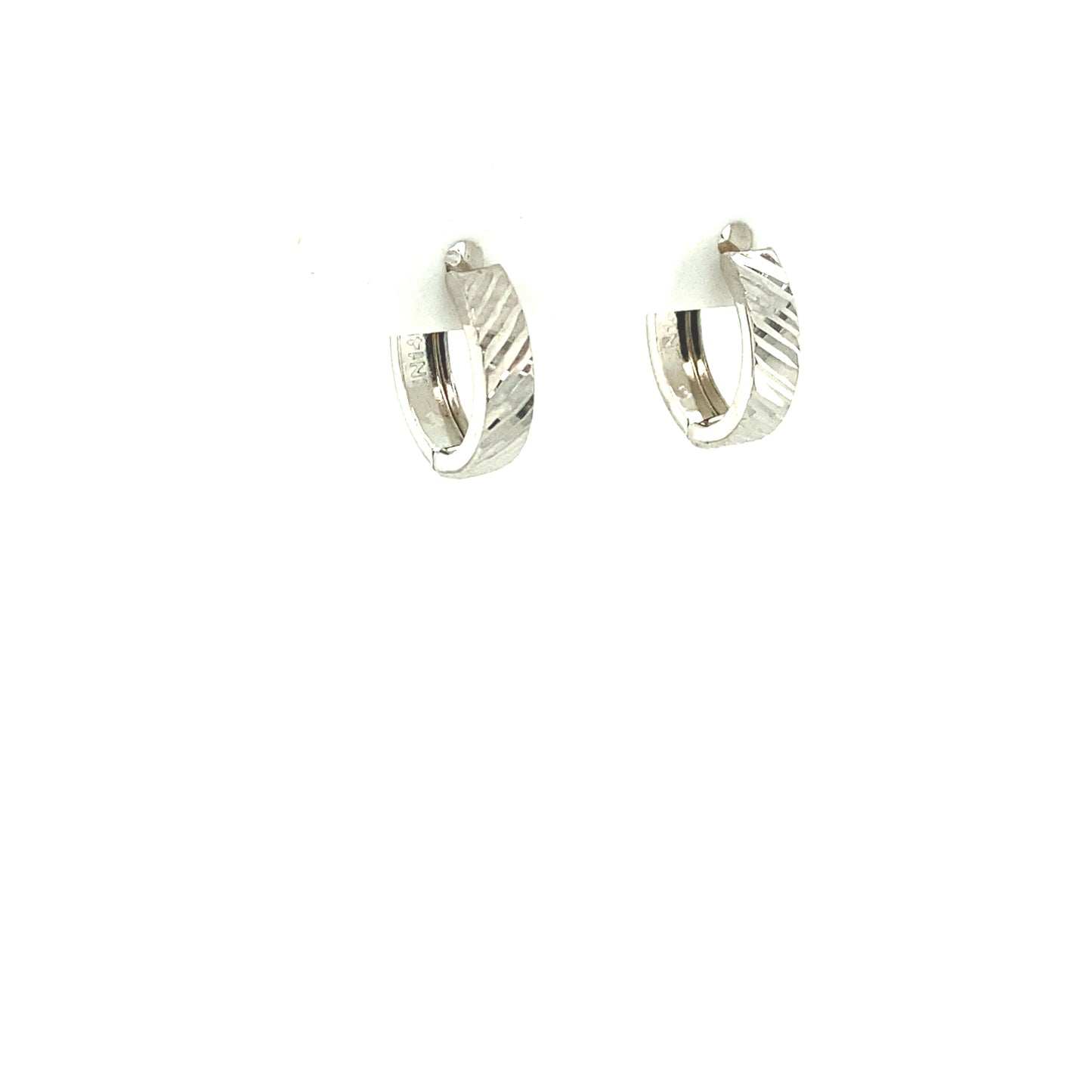 White Gold Slim Hoops Earrings | Luby Gold Collection | Luby 