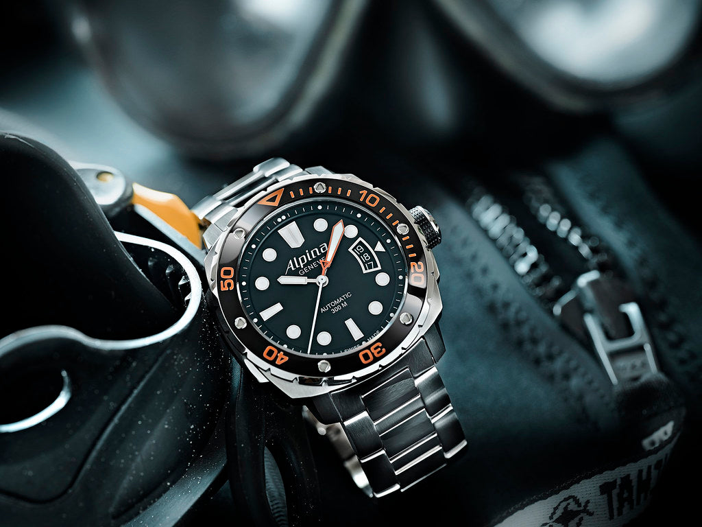 Seastrong Diver 300 Automatic (Silver-Black) | Alpina | Luby 