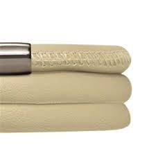 Brazalete de cuero desnudo con triple vuelta (plata/crema claro)