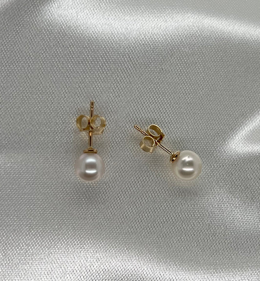 14K Gold Stud Earrings Pearl | Luby Gold Collection | Luby 