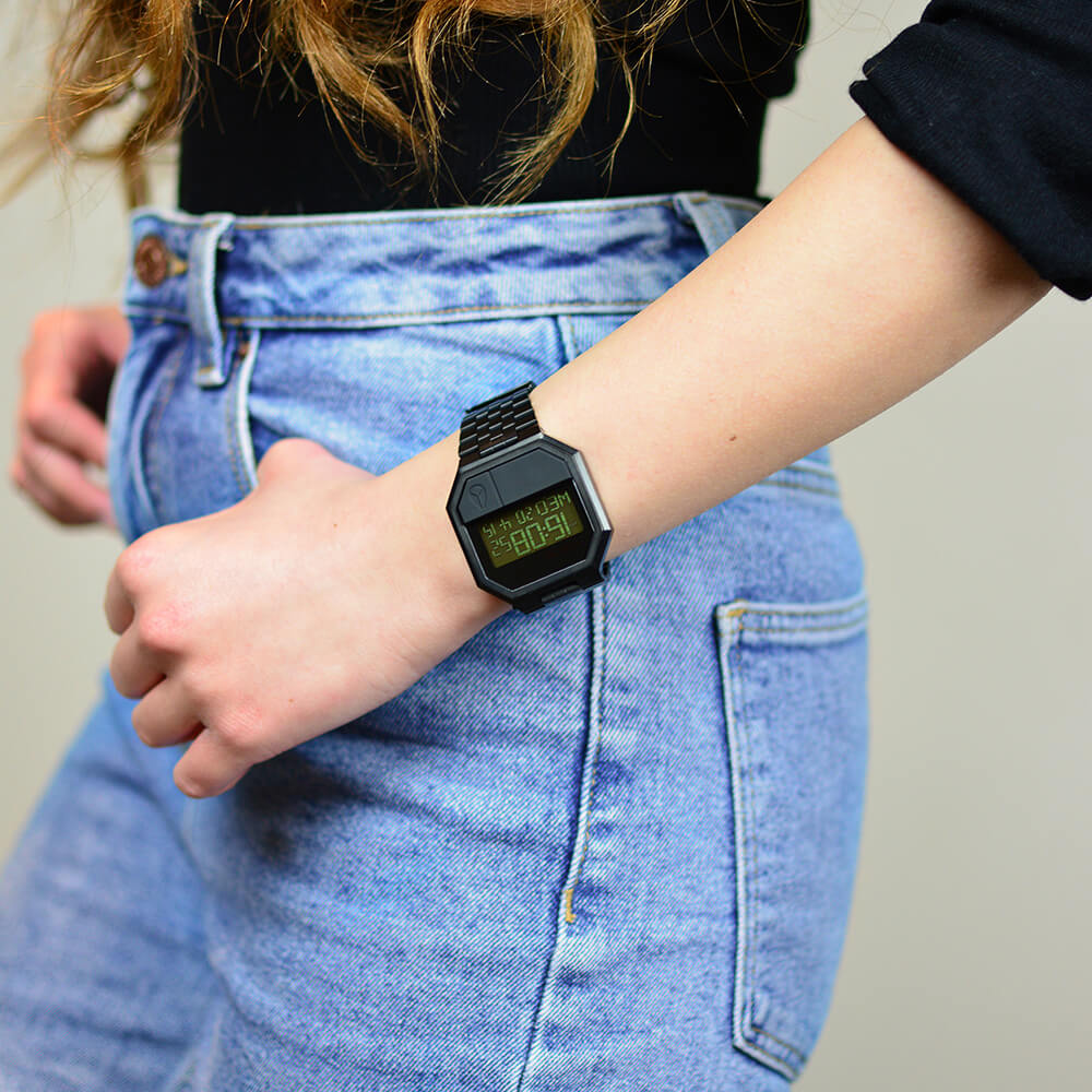 RE-RUN ALL BLACK | Nixon | Luby 